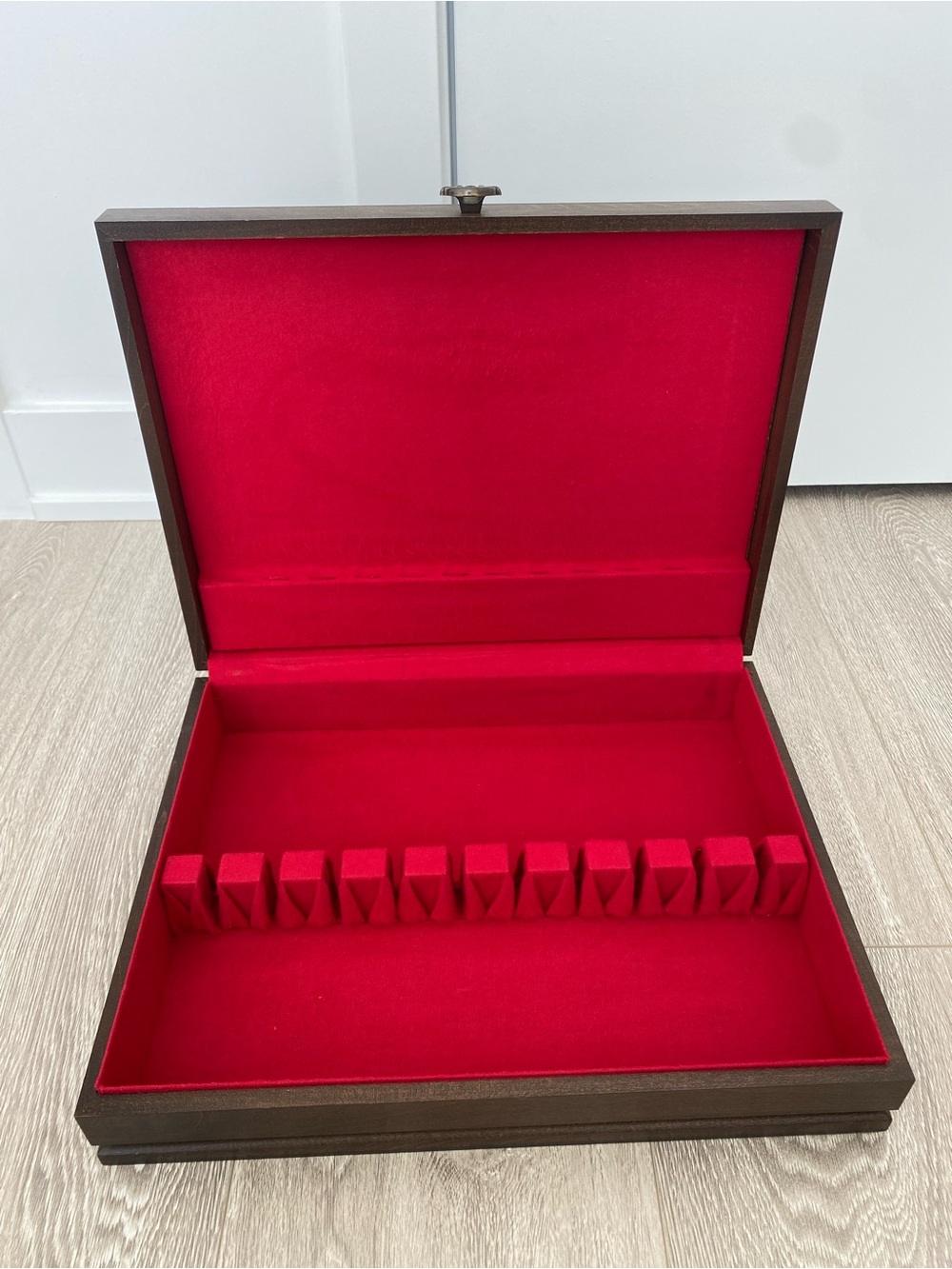 Vintage McGraw Wooden Silverware Anti-Tarnish Flatware Chest Box